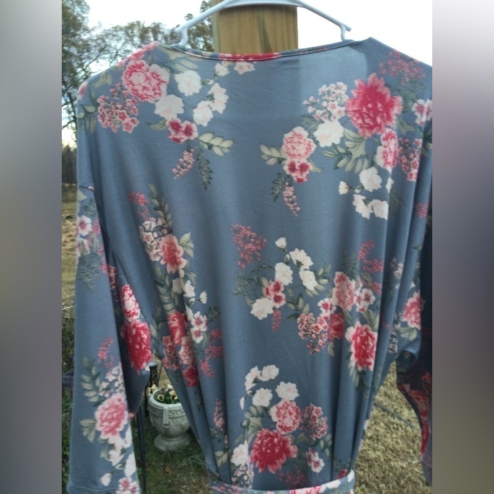 Flora womens Short wrap robe S Small charmeuse floral romantic spa Jersey blue - Picture 11 of 13